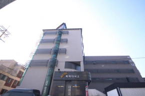 Paradise Hotel